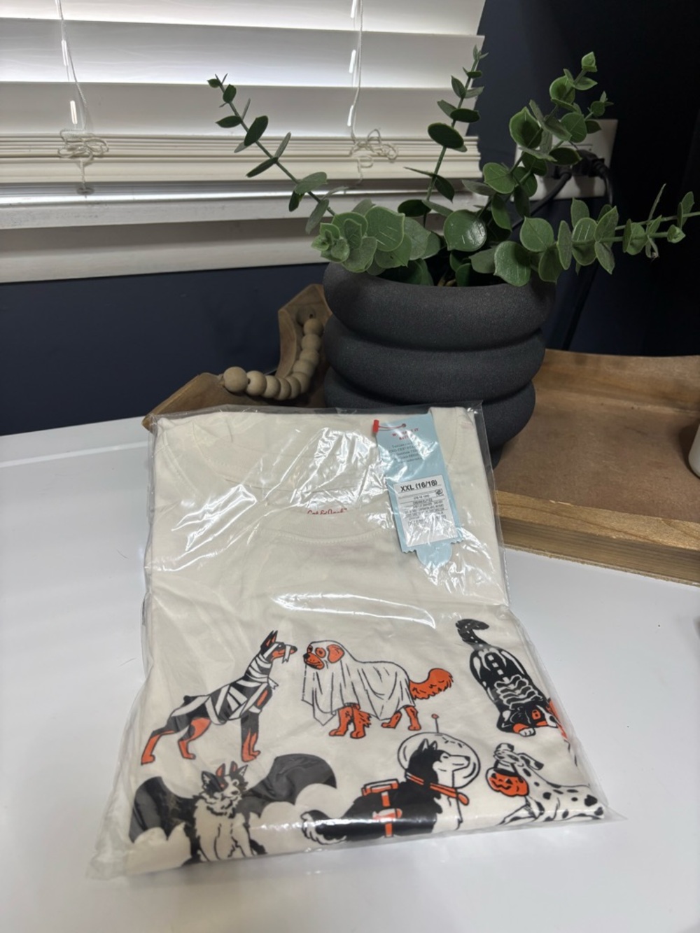 Cat & Jack White Dog Graphic Tee - Halloween Print NWT XXL 16/18 Size Boys Husky
